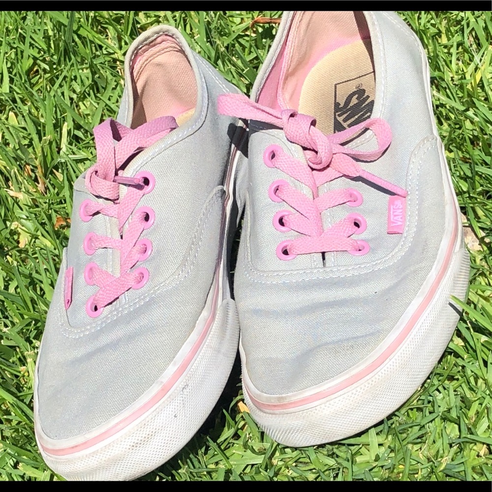 Gray Old Skool Vans w/ Light pink strings